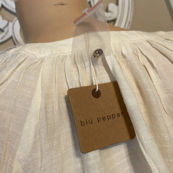 Blu Pepper womens blouse medium 8 10 top bubble sleeve peasant cream long sleeve - Picture 5 of 9
